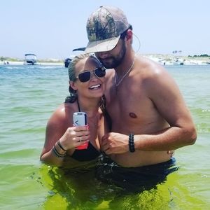 Meet your Posher, Leighton